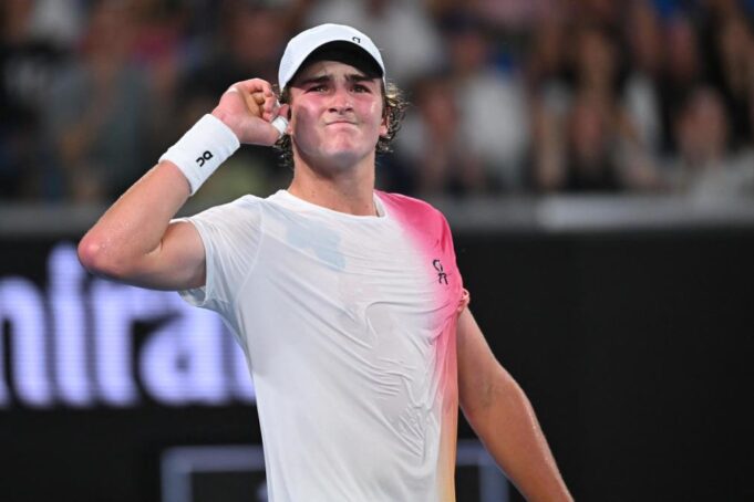 Ugo Amber hvalio Žoaa Fonseku