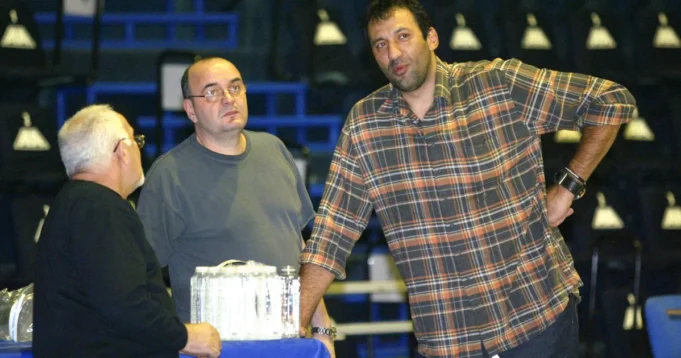 Divac se emotivnim rečima oprostio od Vujoševića: "Bez tebe ne bih ušao u Kuću slavnih, bio si..."