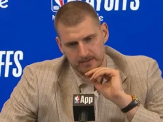 Nikola Jokić upitan zbog čega je na kraju meča ONO uradio, pognuo je glavu i odgovorom nasmejao sve Nikola Jokić upitan zbog čega je na kraju meča ONO uradio, pognuo je glavu i odgovorom nasmejao sve