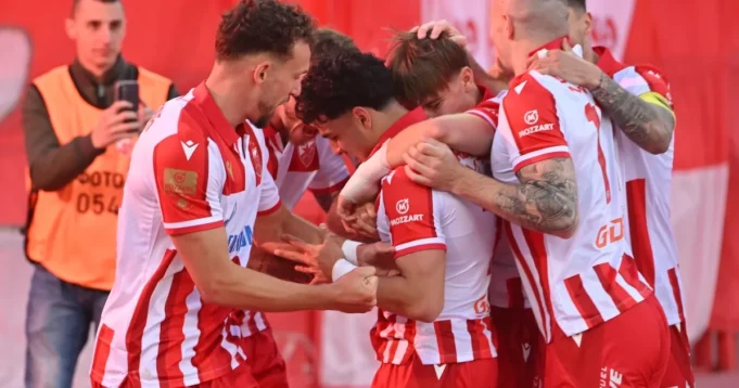 Ovako je Seol stavio tačku na 179. večiti derbi: Elšnik magijom "spojio sa golom" Korejca