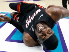 Skandal trese NBA, Jovićev trener grmi: „Ovo je sramota šta je uradio, morao je da bude izbačen iz igre“ Skandal trese NBA, Jovićev trener grmi: "Ovo je sramota šta je uradio, morao je da bude izbačen iz igre"