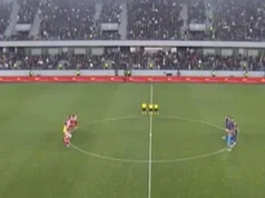 Finale Kupa Srbije kasnilo, pa počelo minutom ćutanja Finale Kupa Srbije kasnilo, pa počelo minutom ćutanja