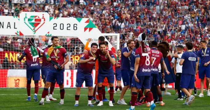 Prava-fudbalska-bajka-u-Portugalu-Drugoligas-savladao-Sporting-osvojio-Kup.webp Prava fudbalska bajka u Portugalu: Drugoligaš savladao Sporting, osvojio Kup i plasirao se u Ligu Evrope