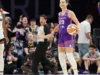 Srpkinja ispisala istoriju u Americi, pravi čuda u WNBA ligi, uradila nešto što nikome nije pošlo za rukom Srpkinja ispisala istoriju u Americi, pravi čuda u WNBA ligi, uradila nešto što nikome nije pošlo za rukom