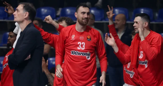 Evo-gde-mozete-da-gledate-uzivo-TV-prenos-treceg-meca.webp Evo gde možete da gledate uživo TV prenos trećeg meča Olimpijakos - Panatinaikos u finalu prvenstva Grčke
