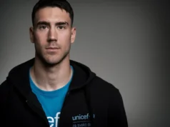 Heroj i van terena! Vlahović sa UNICEF-om pomogao više od 1.700 mladih širom Srbije Heroj i van terena! Vlahović sa UNICEF-om pomogao više od 1.700 mladih širom Srbije