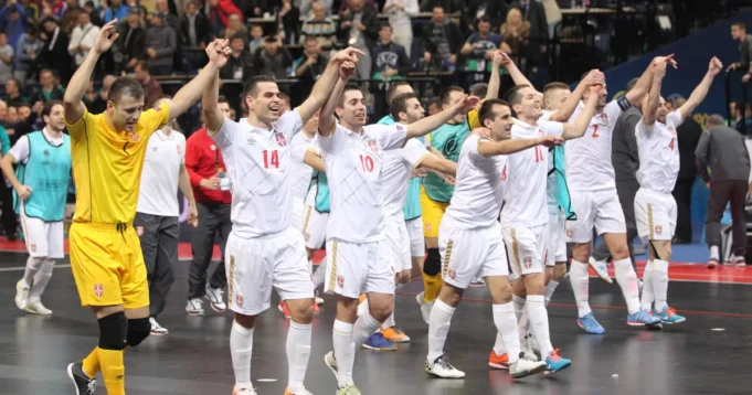 Legenda-Srbije-otisla-u-penziju-Odusevio-je-zemlju-pre-10.webp Legenda Srbije otišla u penziju: Oduševio je zemlju pre 10 godina, saigrač mu poslao poruku, javio se i GOAT