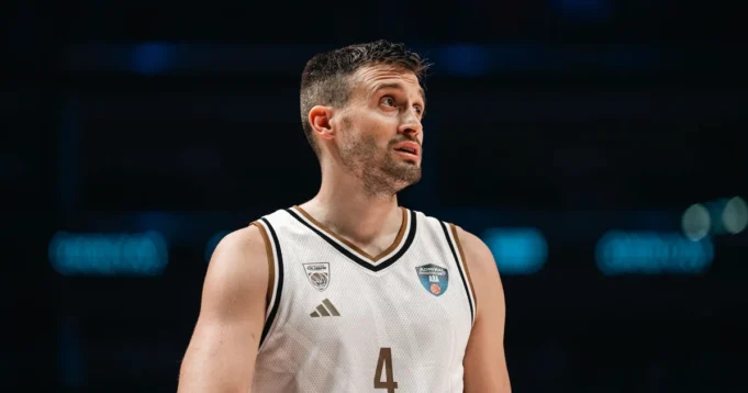 Aleksa-Avramovic-napusta-Dubai-Dusan-Alimpijevic-i-crno-beli-zainteresovani-za.webp Aleksa Avramović napušta Dubai? Dušan Alimpijević i crno-beli zainteresovani za srpskog košarkaša