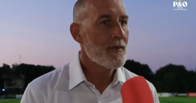 Crvena-zvezda-jedva-sam-to-izgovorio.webp "Crvena zvezda, jedva sam to izgovorio..."