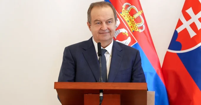 Dacic-cestitao-Ilicu-prvu-pobedu-na-klupi-Partizana-On-je.webp Dačić čestitao Iliću prvu pobedu na klupi Partizana: "On je najbolji igrač u istoriji kluba"