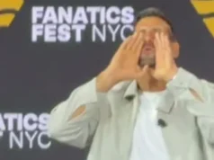 Novak Đoković usred Njujorka zavijao kao vuk i oduševio Amere, za sve je „kriv“ njegov film koji čeka ceo svet Novak Đoković usred Njujorka zavijao kao vuk i oduševio Amere, za sve je "kriv" njegov film koji čeka ceo svet