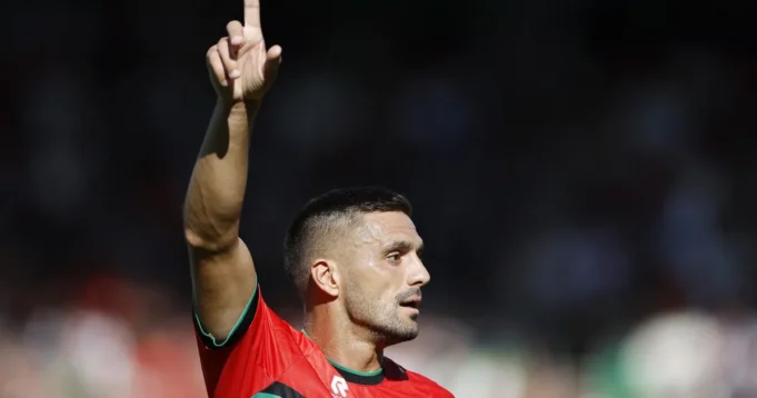 Dusan-Tadic-debitovao-asistencijom-u-Erediviziji-za-novi-tim-Pogledajte.webp Dušan Tadić debitovao asistencijom u Erediviziji za novi tim: Pogledajte majstoriju bivšeg kapitena Srbije