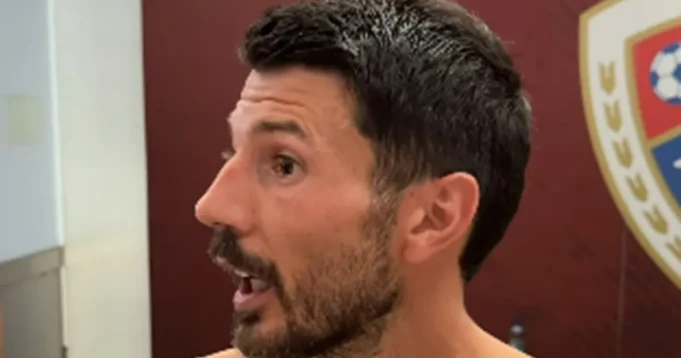 Milos-Jojic-postao-hit-u-Banjaluci-ovako-je-bivsi-fudbaler.webp Miloš Jojić postao hit u Banjaluci, ovako je bivši fudbaler Partizana reagovao kada je čuo da je Zvezda ispala