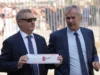 Na hiljade ljudi se okupilo na sahrani legendarnog fudbalera, i Dejan Savićević poslao poslednji pozdrav Na hiljade ljudi se okupilo na sahrani legendarnog fudbalera, i Dejan Savićević poslao poslednji pozdrav
