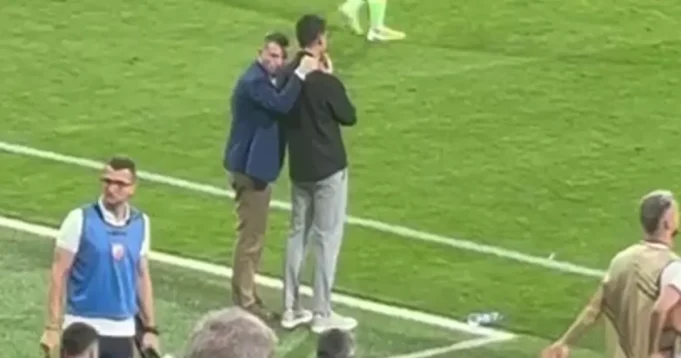 Rijera-ostao-u-soku-pogledajte-sta-je-trener-Zvezde-uradio.webp Rijera ostao u šoku, pogledajte šta je trener Zvezde uradio posle eliminacije od Plzenja