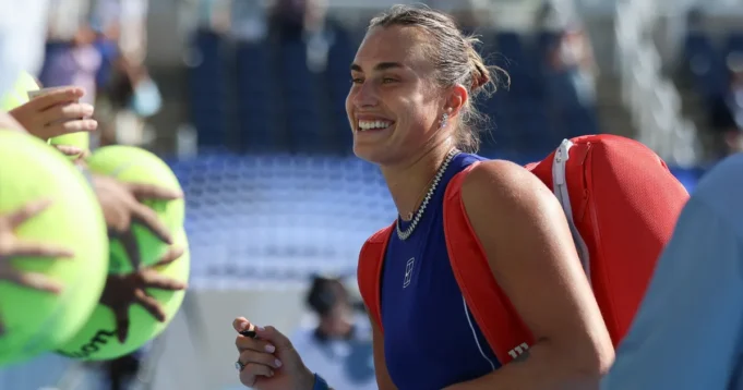 Sabalenka-DJokovic-me-je-preklinjao-rekla-sam-mu-Hajde-da.webp Sabalenka: Đoković me je preklinjao, rekla sam mu 'Hajde da se zabavimo'