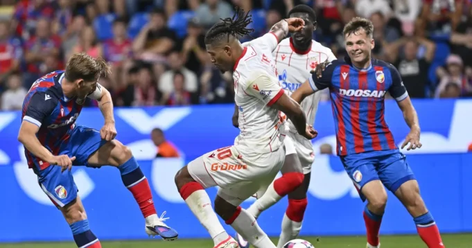 Zvezda-podelila-pet-spornih-situacija-poslala-zestoku-poruku-posle-ispadanja.webp Zvezda podelila pet spornih situacija, poslala žestoku poruku posle ispadanja od Plzenja: "Masakriranje..."