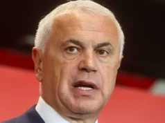 Zvezda zakazala vanrednu konferenciju, evo kada se Zvezdan Terzić obraća javnosti Zvezda zakazala vanrednu konferenciju, evo kada se Zvezdan Terzić obraća javnosti