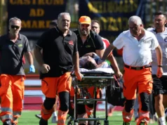 Drama u Italiji: Božinov kolabirao na utakmici, meč prekinut, Bugarin prevezen u bolnicu Drama u Italiji: Božinov kolabirao na utakmici, meč prekinut, Bugarin prevezen u bolnicu