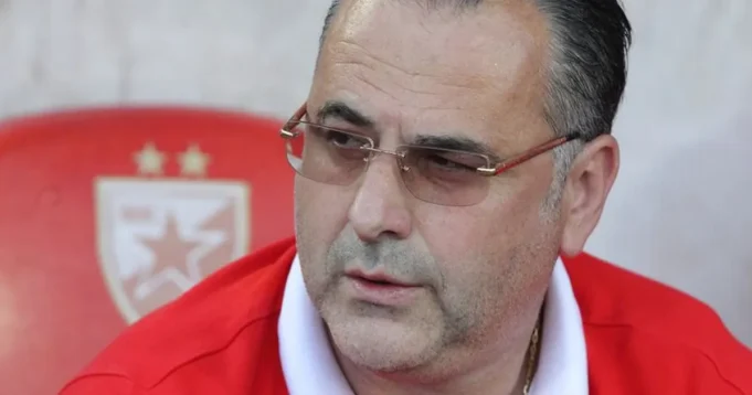 Potpisao-Miodrag-Grof-Bozovic.webp Potpisao Miodrag Grof Božović
