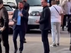 Predrag Mijatović stigao na meč Srbija – Holandija, mnoge su začudile tablice na džipu iz kog je izašao Predrag Mijatović stigao na meč Srbija - Holandija, mnoge su začudile tablice na džipu iz kog je izašao