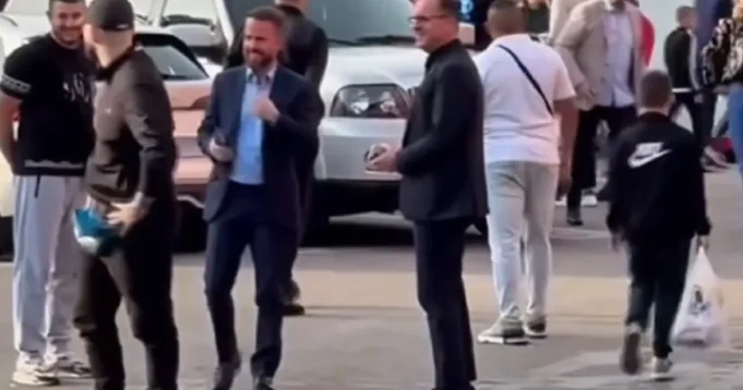 Predrag Mijatović stigao na meč Srbija - Holandija, mnoge su začudile tablice na džipu iz kog je izašao