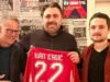 Bivši srpski fudbaler postao pesnik, završio na psihijatriji, a sada se vratio u reprezentaciju Bivši srpski fudbaler postao pesnik, završio na psihijatriji, a sada se vratio u reprezentaciju