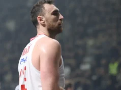 Olimpijakos zaboravio Fenrbahče, Vezenkov i Milutinov se „iskupili“ za blamažu u Evroligi Olimpijakos zaboravio Fenrbahče, Vezenkov i Milutinov se "iskupili" za blamažu u Evroligi