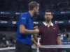 Pogledajte kako se Novak rukovao nakon diskvalifikacije Medvedeva: Evo šta mu je Rus rekao na mreži Pogledajte kako se Novak rukovao nakon diskvalifikacije Medvedeva: Evo šta mu je Rus rekao na mreži
